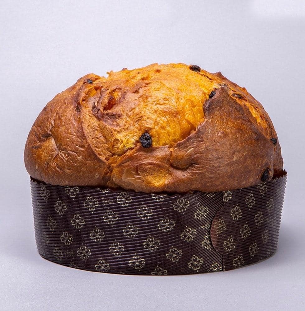 Panettone milanese