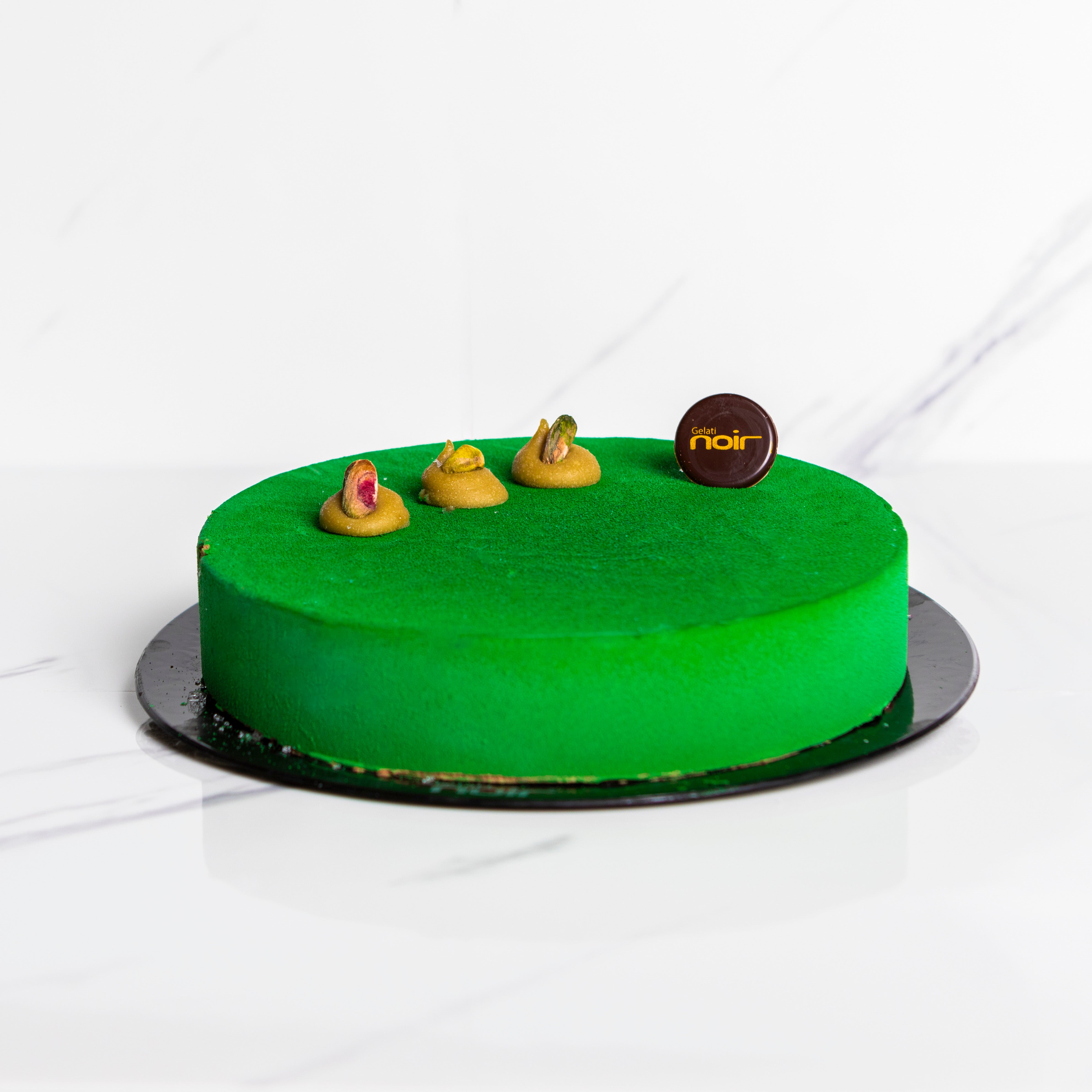 Torta mousse sette veli al pistacchio senza glutine e senza lattosio