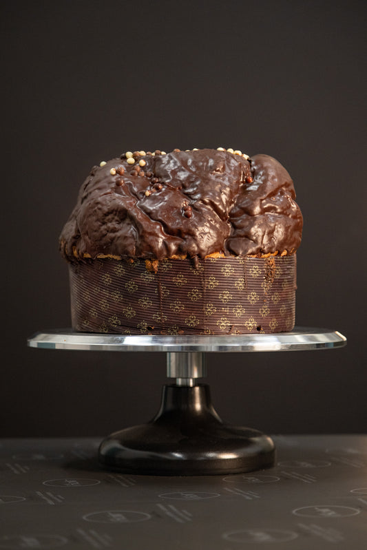 Panettone ai tre cioccolati