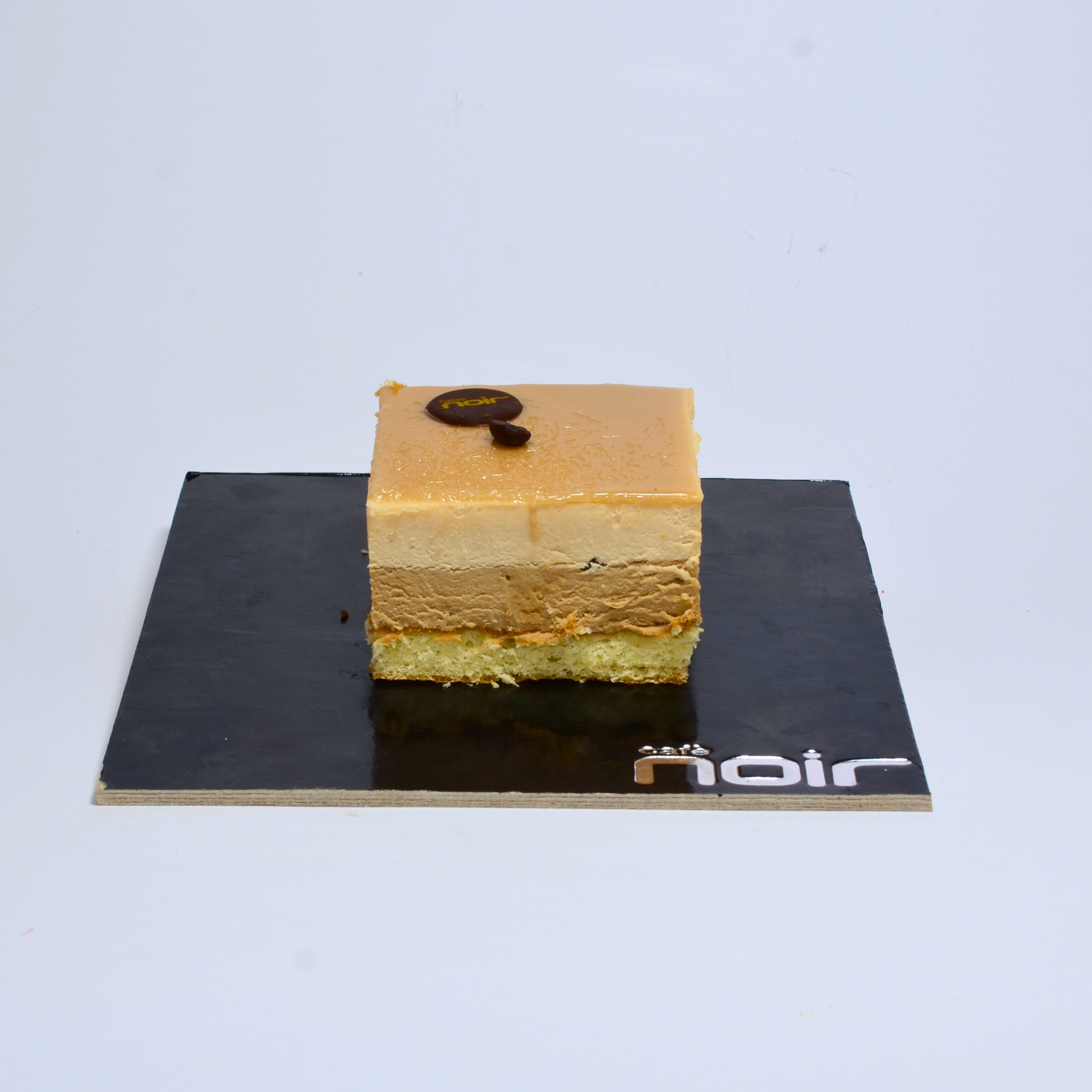 Mousse monoporzione caramello, nocciola e caffè