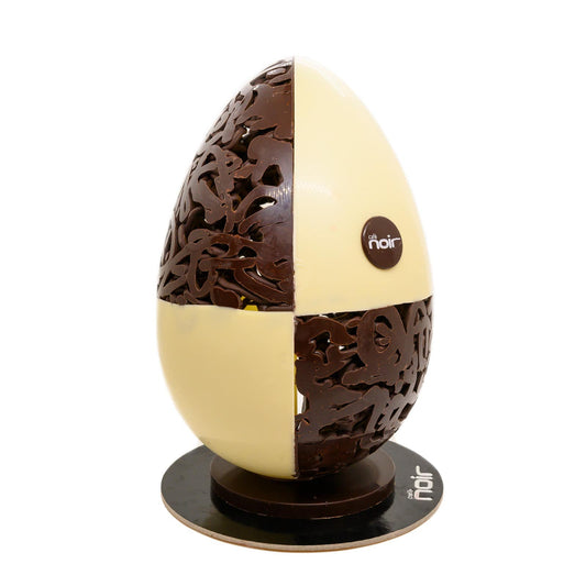 Uovo di Pasqua al cioccolato al latte